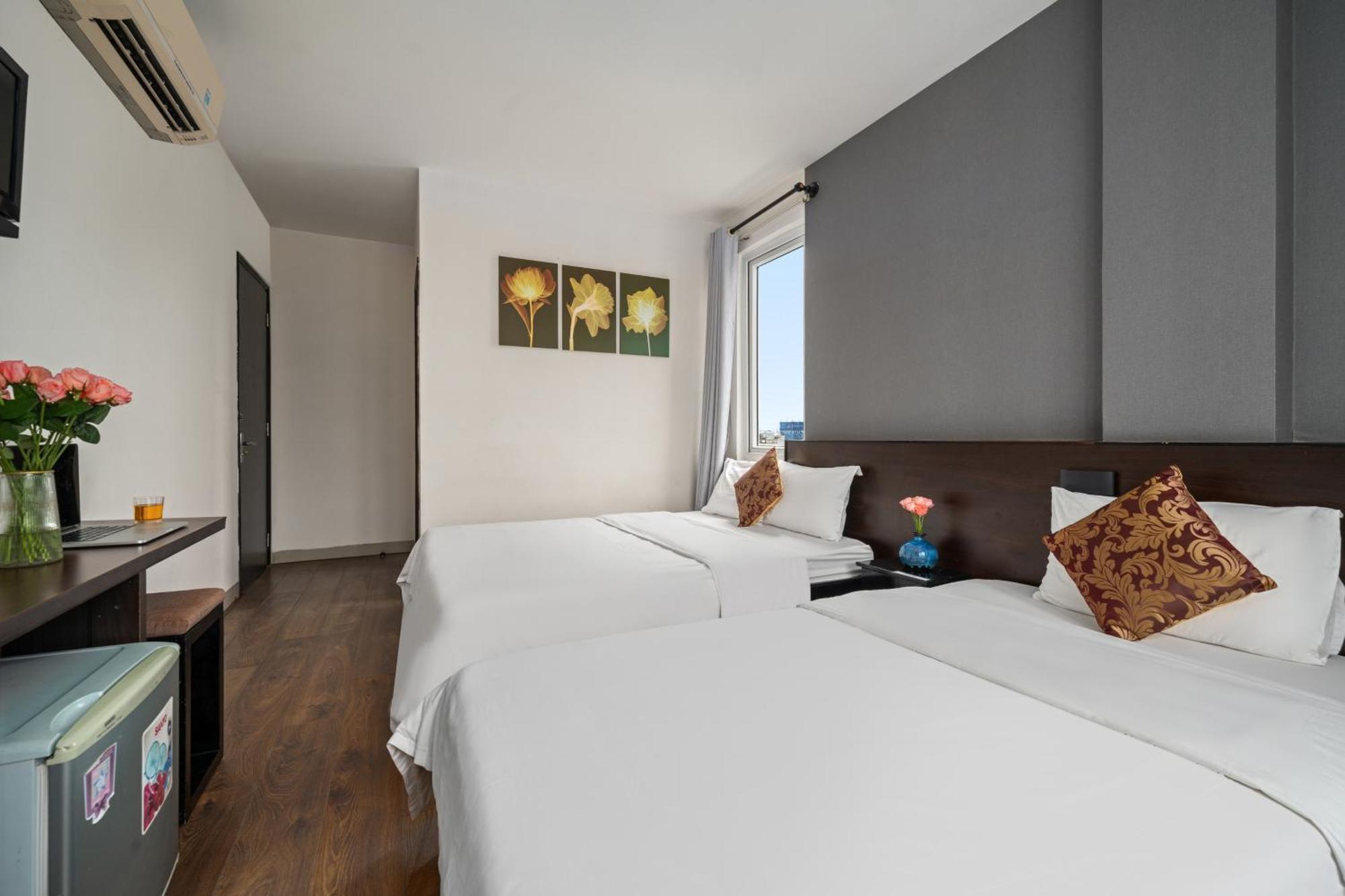 Gold Time Hotel Da Nang Exterior photo